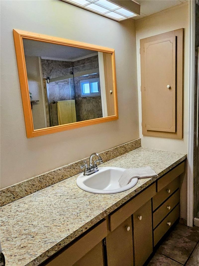 3406 Shingle Oak Terrace, Sarasota, FL 34237 Photo