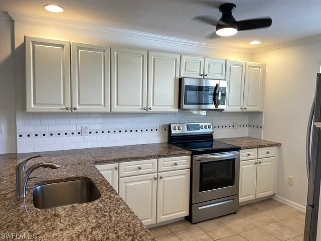 632 Victoria Dr, Unit 201, Cape Coral, FL 33904 Photo