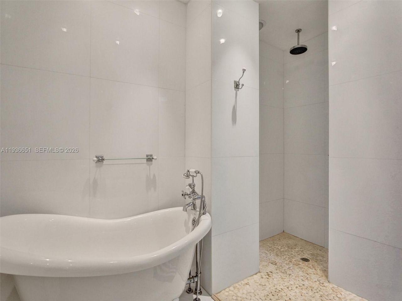3180 S Ocean Dr, Unit 1709, Hallandale Beach, FL 33009 Photo