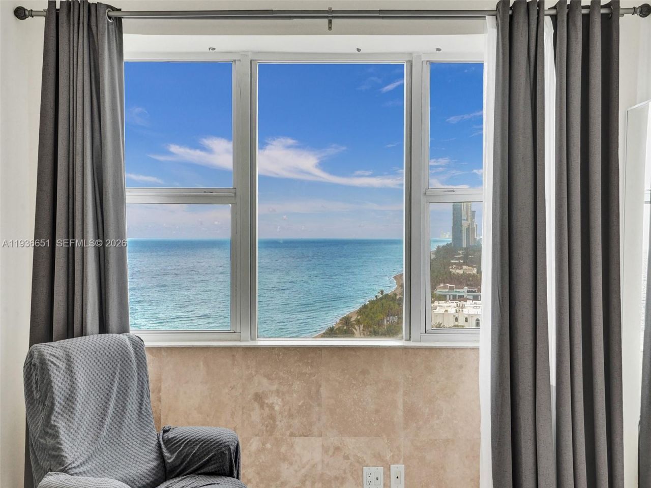 3180 S Ocean Dr, Unit 1709, Hallandale Beach, FL 33009 Photo