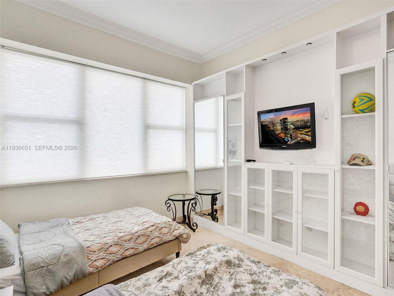 3180 S Ocean Dr, Unit 1709, Hallandale Beach, FL 33009 Photo