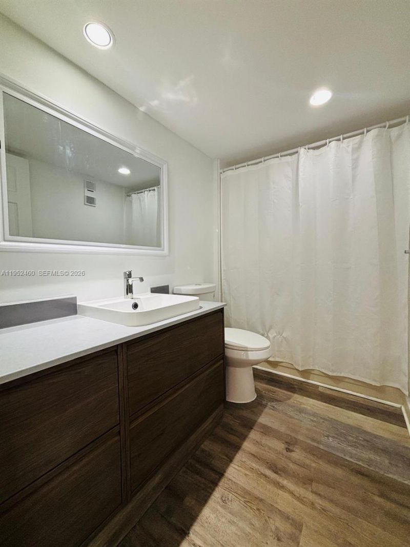 1703 Whitehall Dr, Unit 306, Davie, FL 33324 Photo