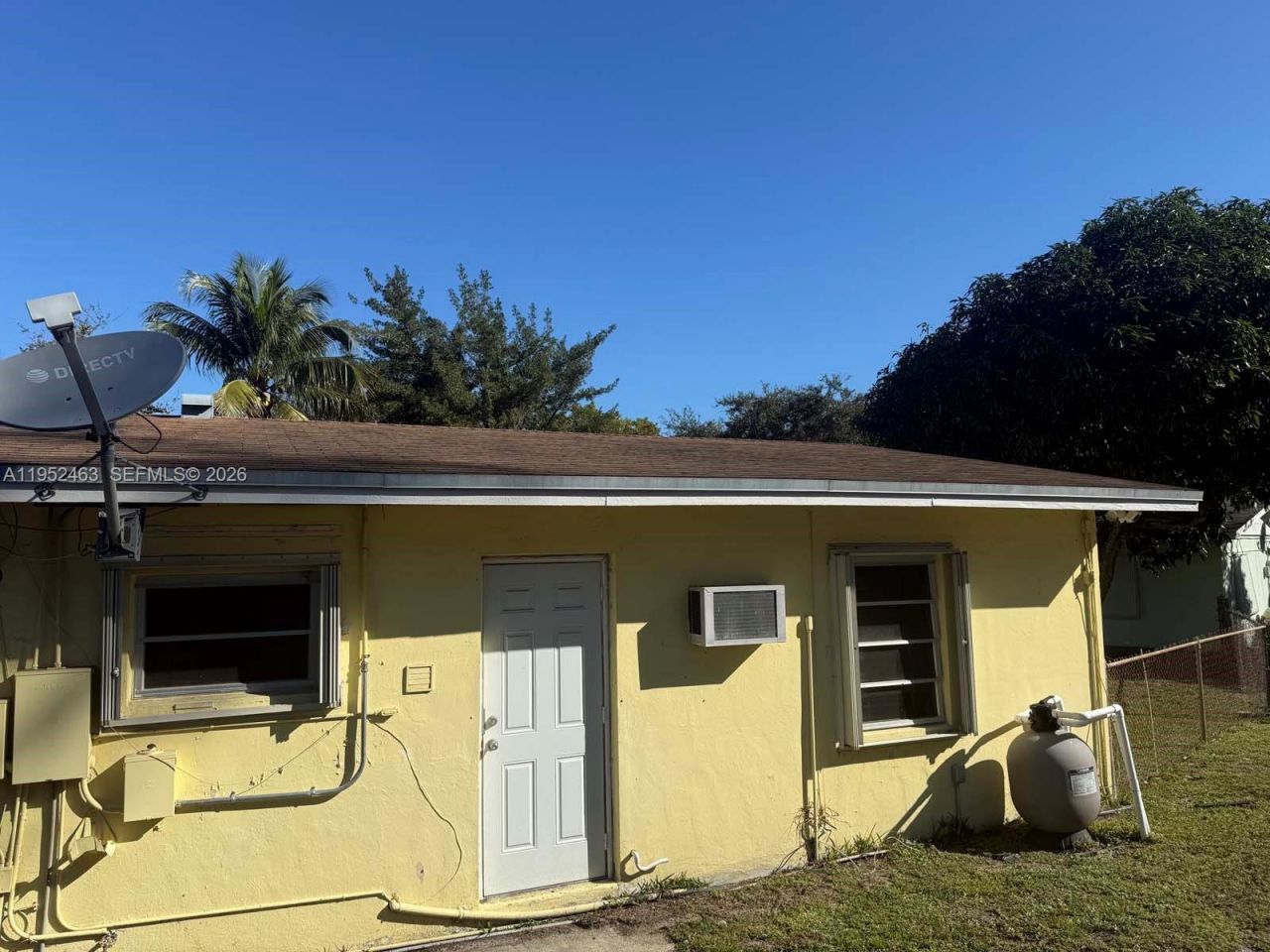 1870 NE 154th Ter, North Miami Beach, FL 33162 Photo