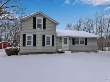 7444 Sand Hill Road, Akron, NY 14001