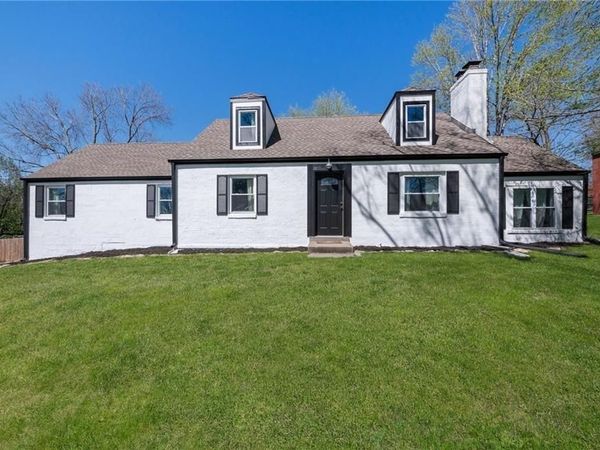 718 NE 42nd Terrace, Kansas City, MO 64116