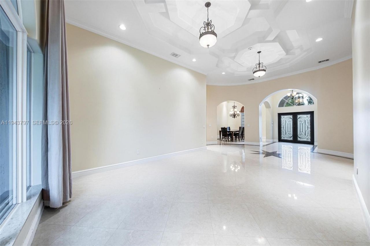 14781 S River Dr, Miami, FL 33167 Photo