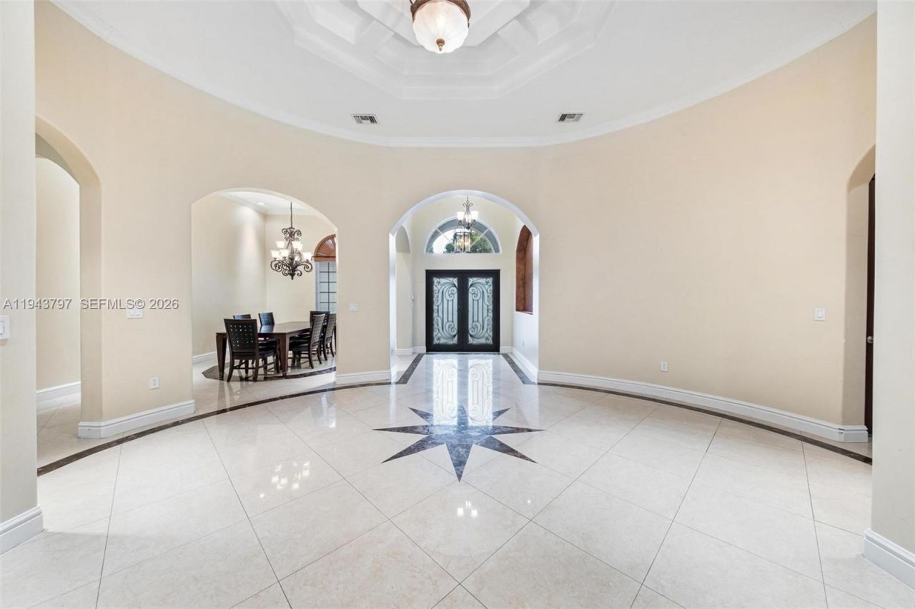 14781 S River Dr, Miami, FL 33167 Photo