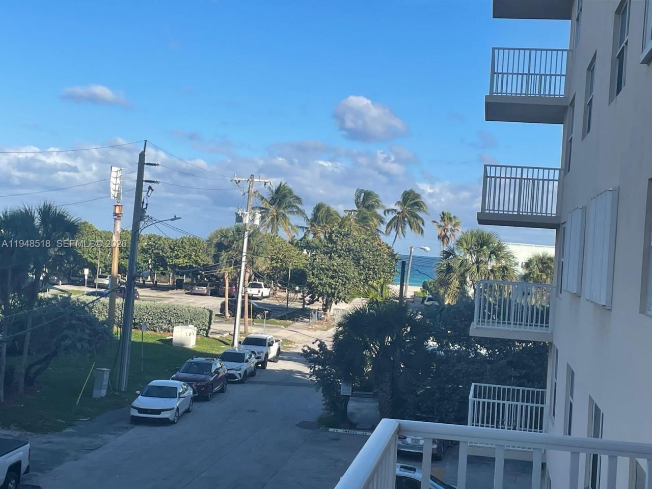 1401 S Ocean Dr , Unit 302, Hollywood, FL 33019 Photo