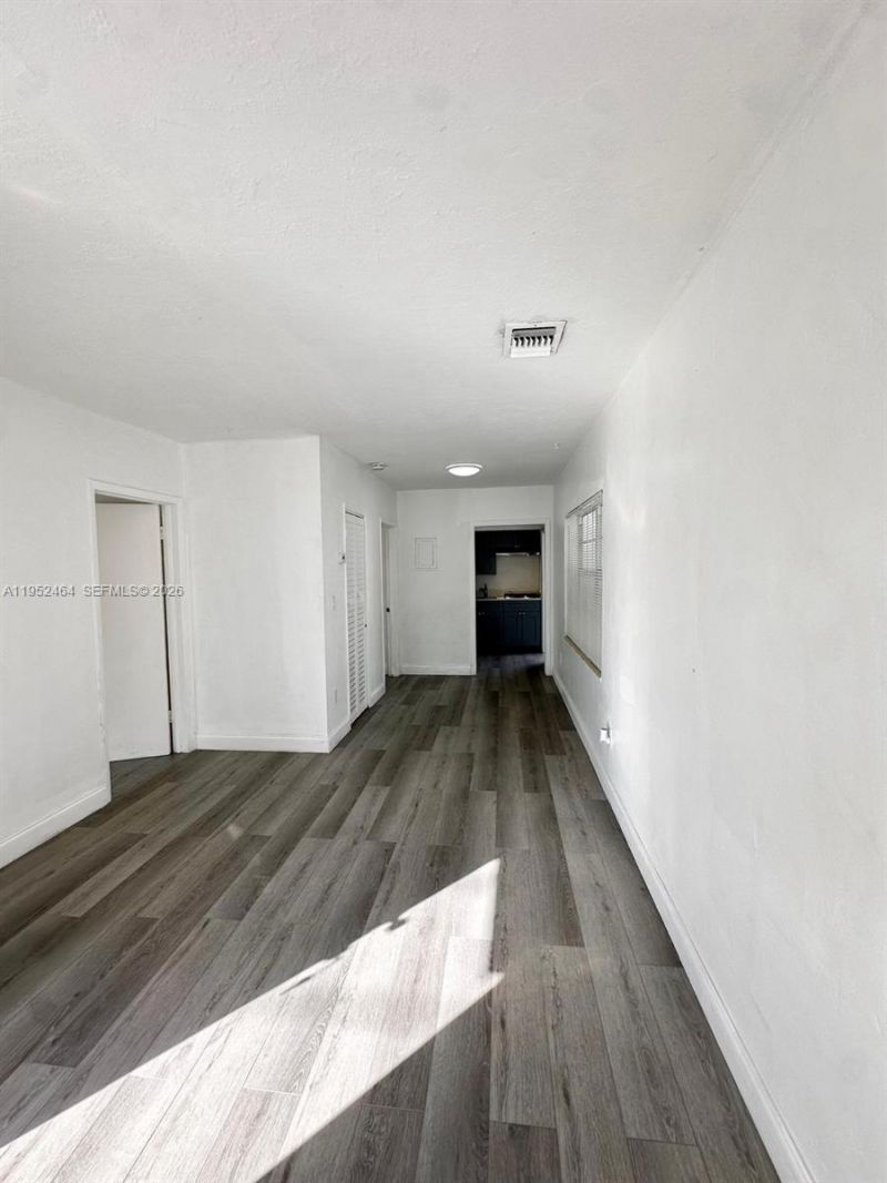 600 SW 16th Ave, Unit 600, Miami, FL 33135 Photo