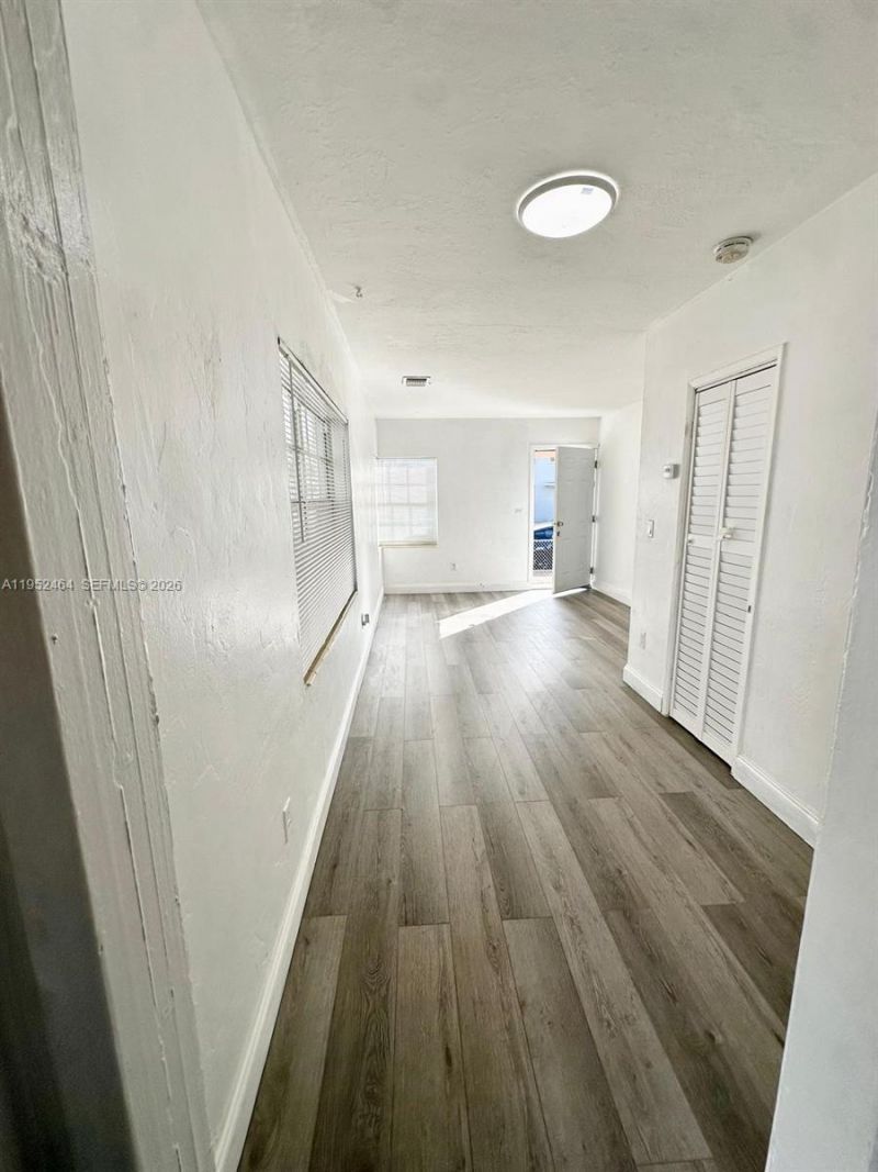 600 SW 16th Ave, Unit 600, Miami, FL 33135 Photo