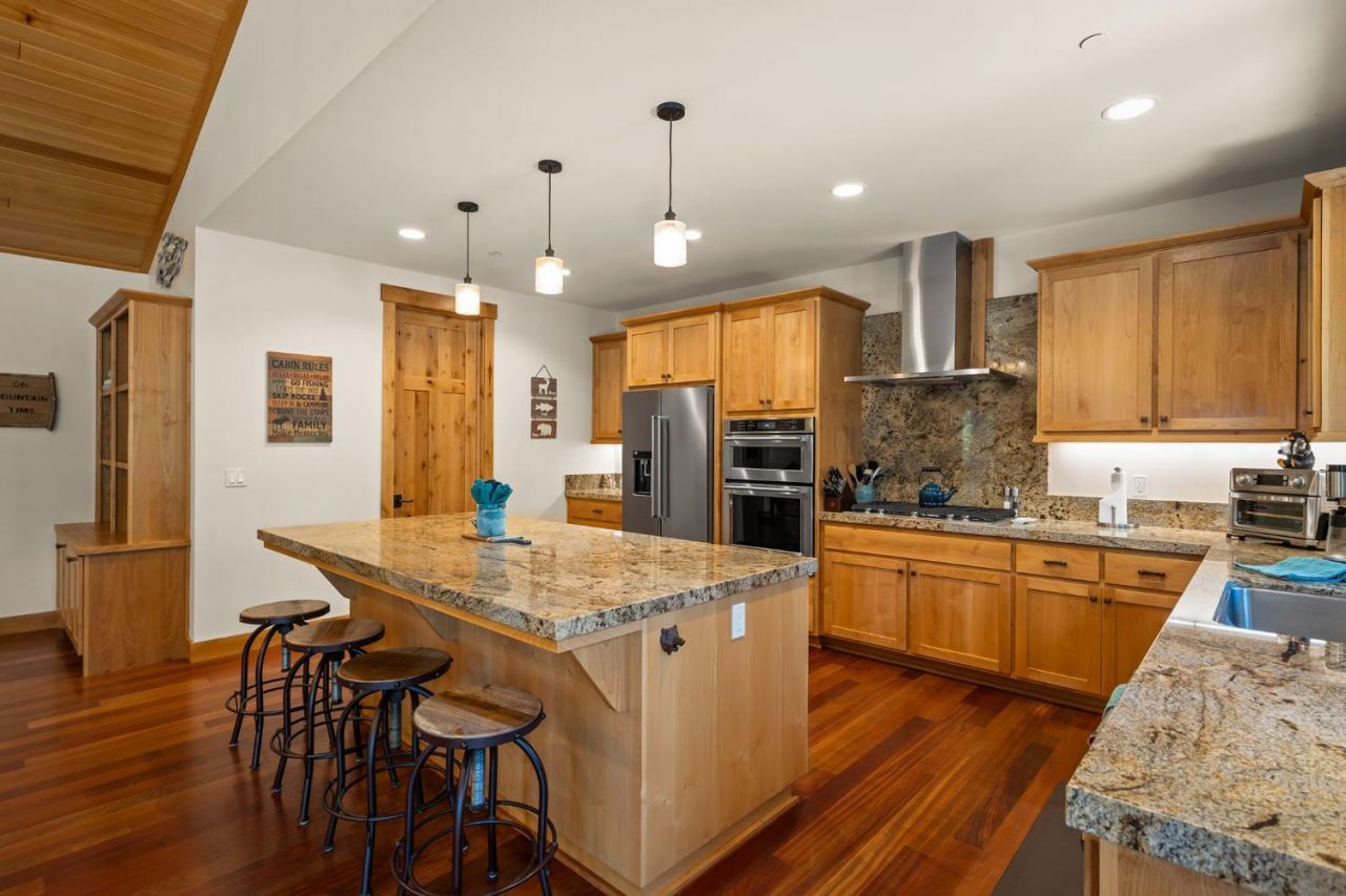 563 Robin Rd, Homewood, CA 96142 Photo