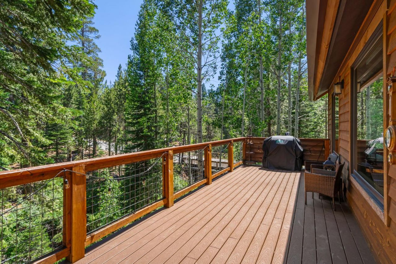 563 Robin Rd, Homewood, CA 96142 Photo