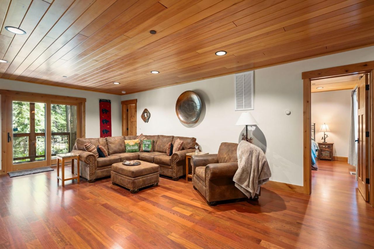 563 Robin Rd, Homewood, CA 96142 Photo