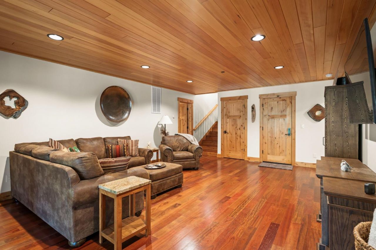 563 Robin Rd, Homewood, CA 96142 Photo