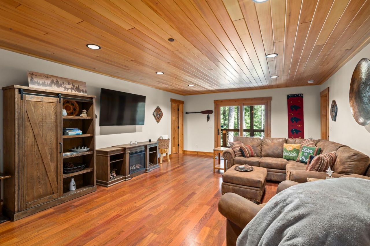 563 Robin Rd, Homewood, CA 96142 Photo