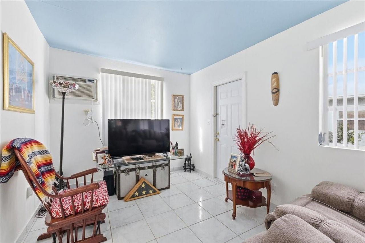 6805 Margate Boulevard, Margate, FL 33063 Photo
