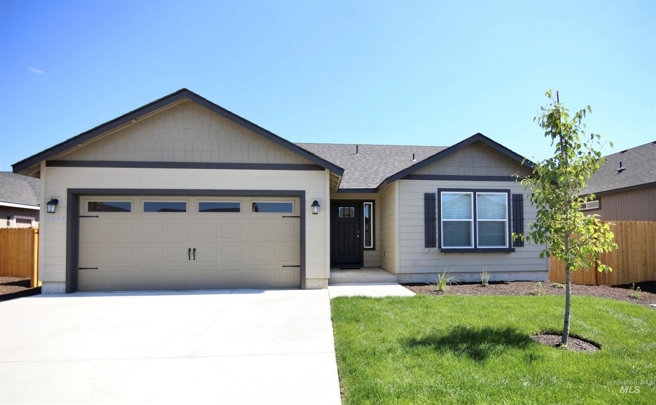 1646 Harris Way, Twin Falls, ID 83301 Main Photo