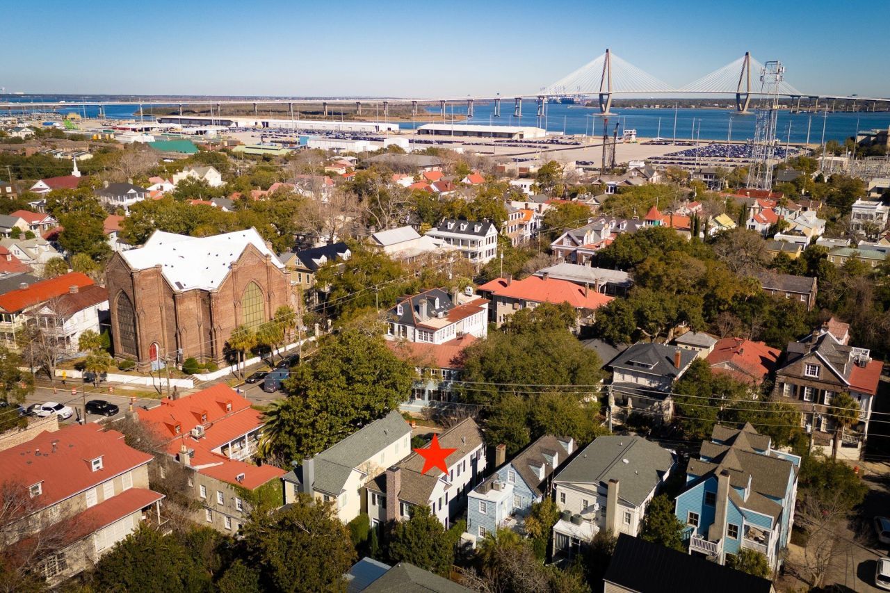 15 Elizabeth Street Photo 39