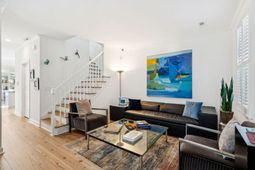 15 Elizabeth Street photo 4