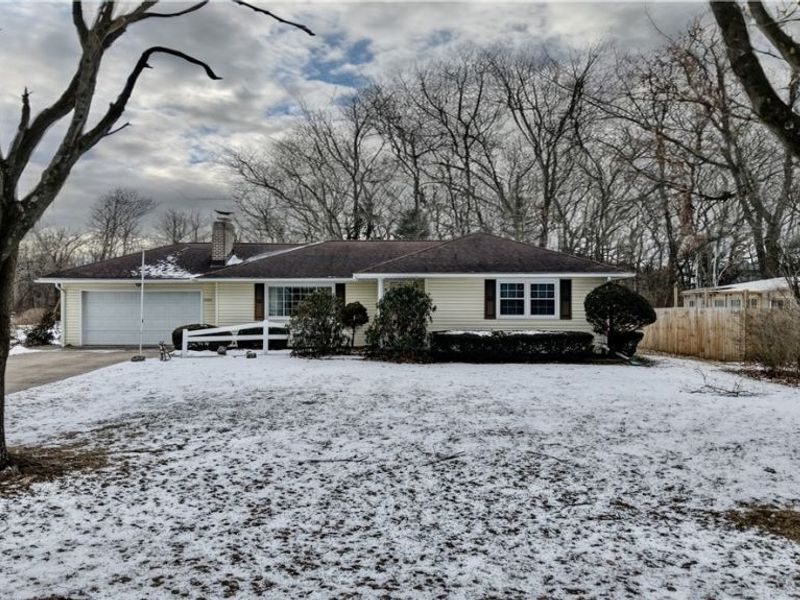 3258 New Zoarville Road NE, Zoarville, OH 44656 Photo 1