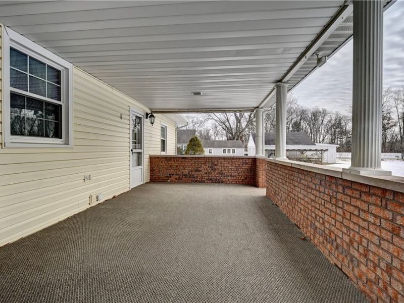 3258 New Zoarville Road NE, Zoarville, OH 44656 Photo 5