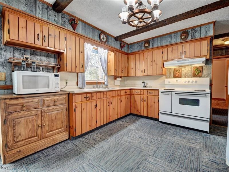 3258 New Zoarville Road NE, Zoarville, OH 44656 Photo 6