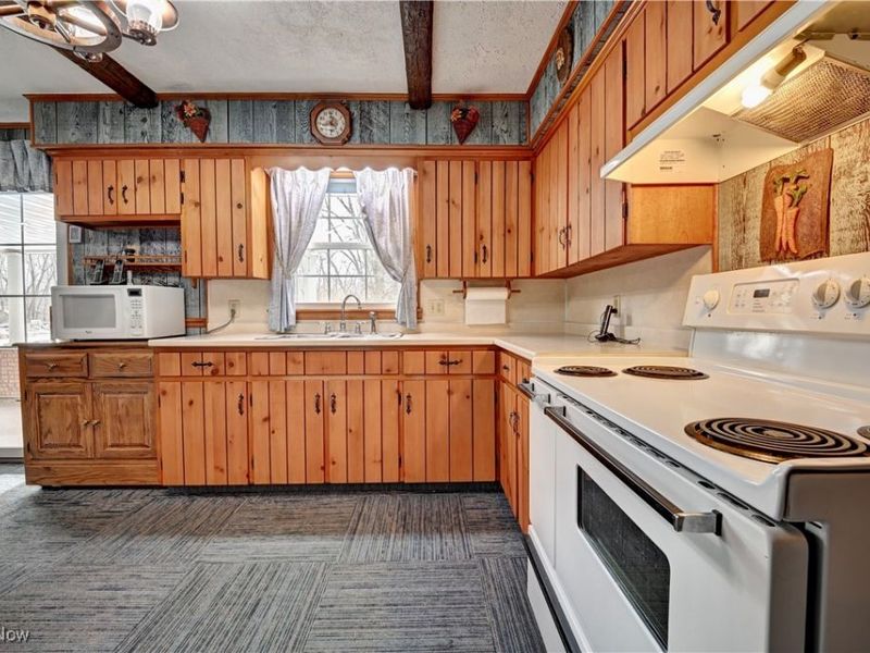 3258 New Zoarville Road NE, Zoarville, OH 44656 Photo 7