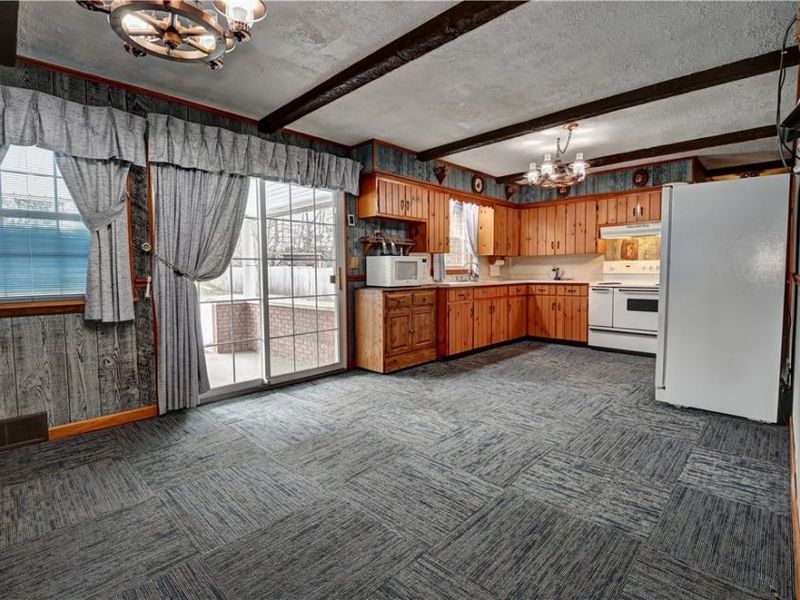 3258 New Zoarville Road NE, Zoarville, OH 44656 Photo 8