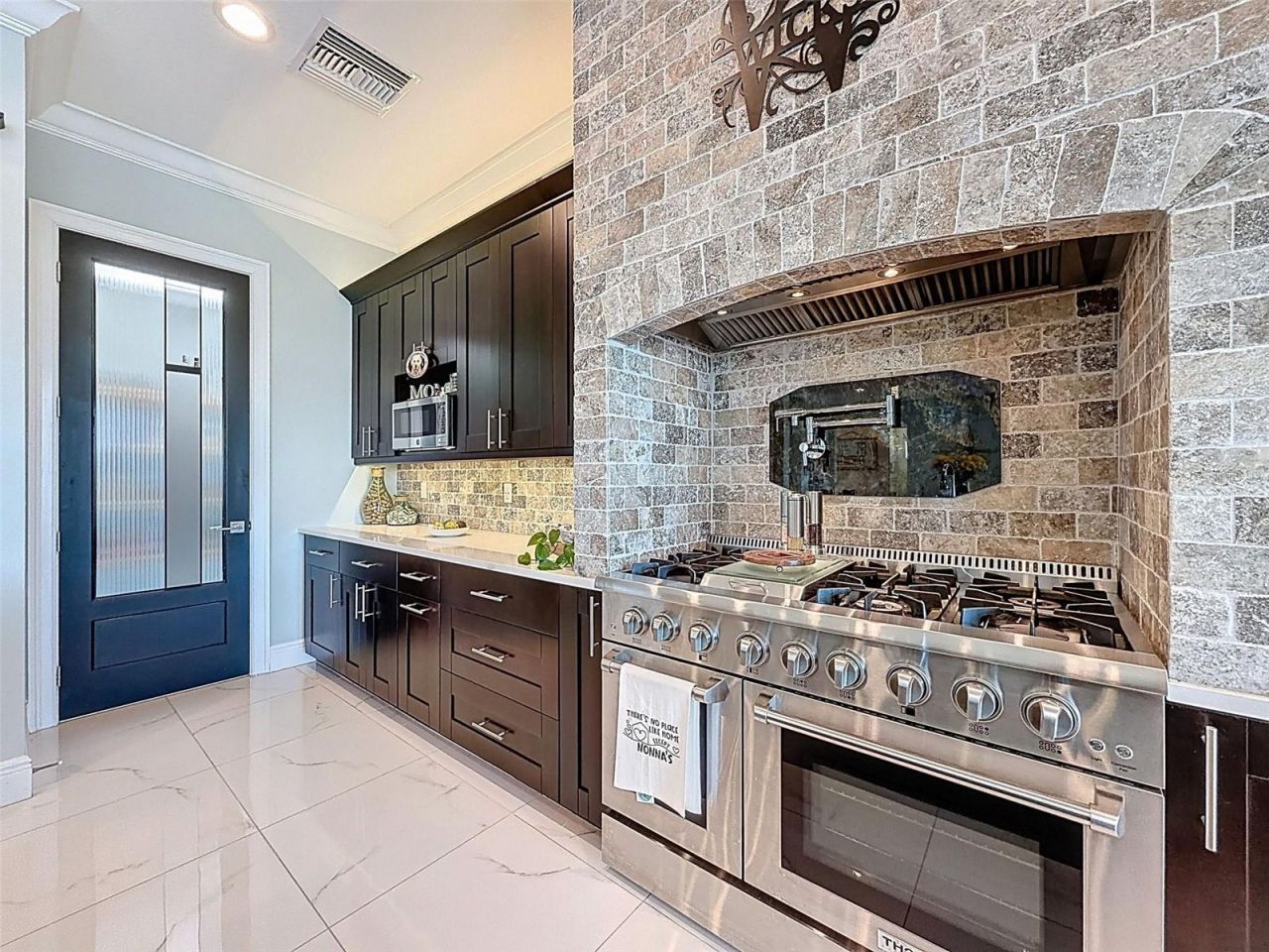 5142 Westshore Drive, New Port Richey, FL 34652 Photo