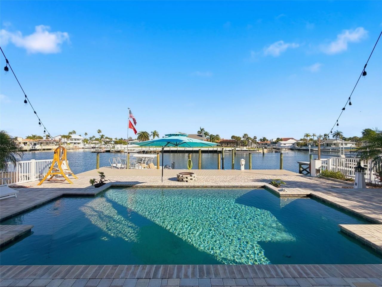 5142 Westshore Drive, New Port Richey, FL 34652 Photo