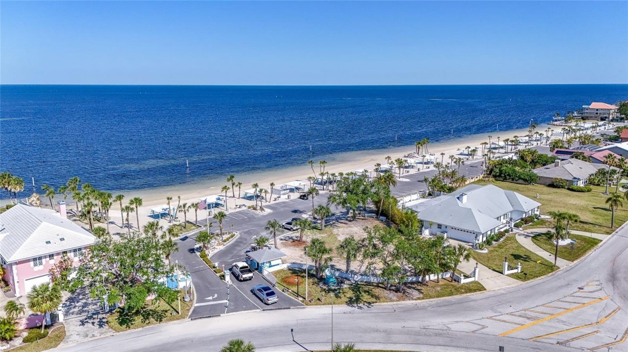 5142 Westshore Drive, New Port Richey, FL 34652 Photo