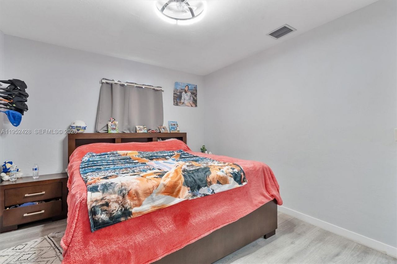 440 NW 119th, Miami, FL 33168 Photo