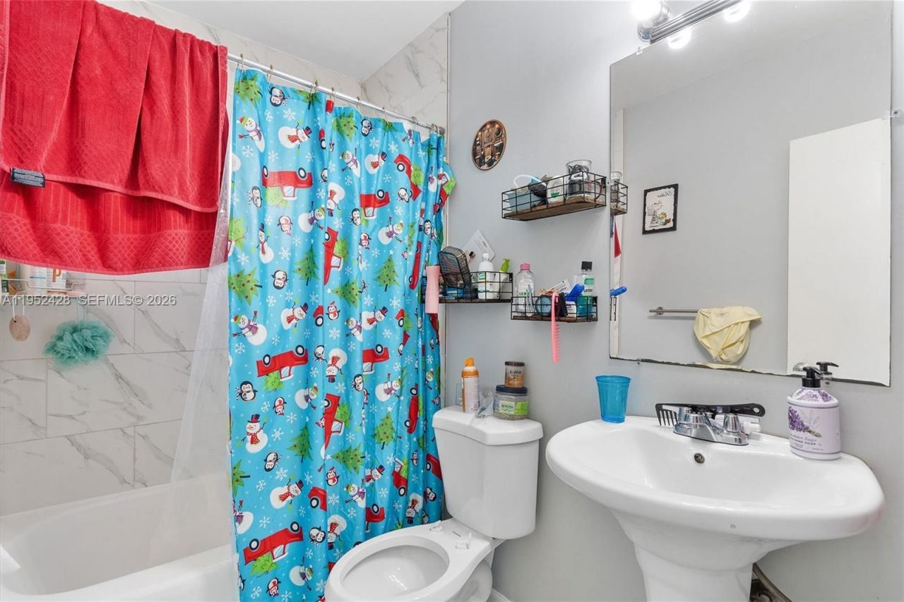 440 NW 119th, Miami, FL 33168 Photo