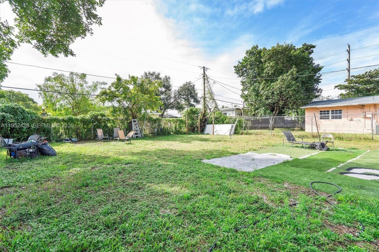 440 NW 119th, Miami, FL 33168 Photo
