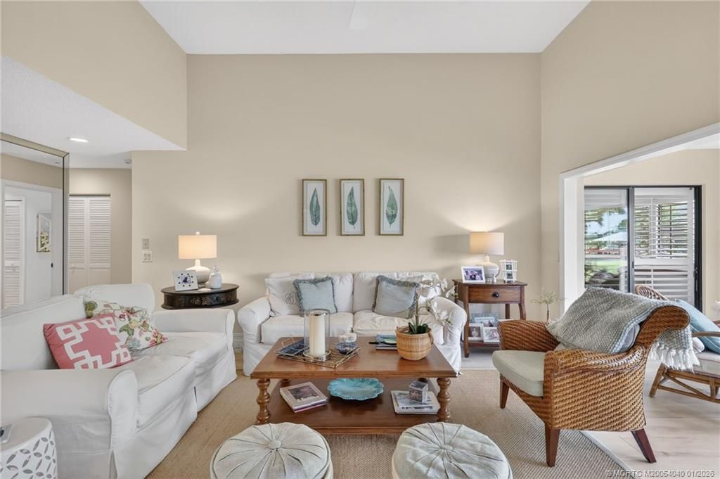 5253 SE Club Way, Stuart, FL 34997 Photo