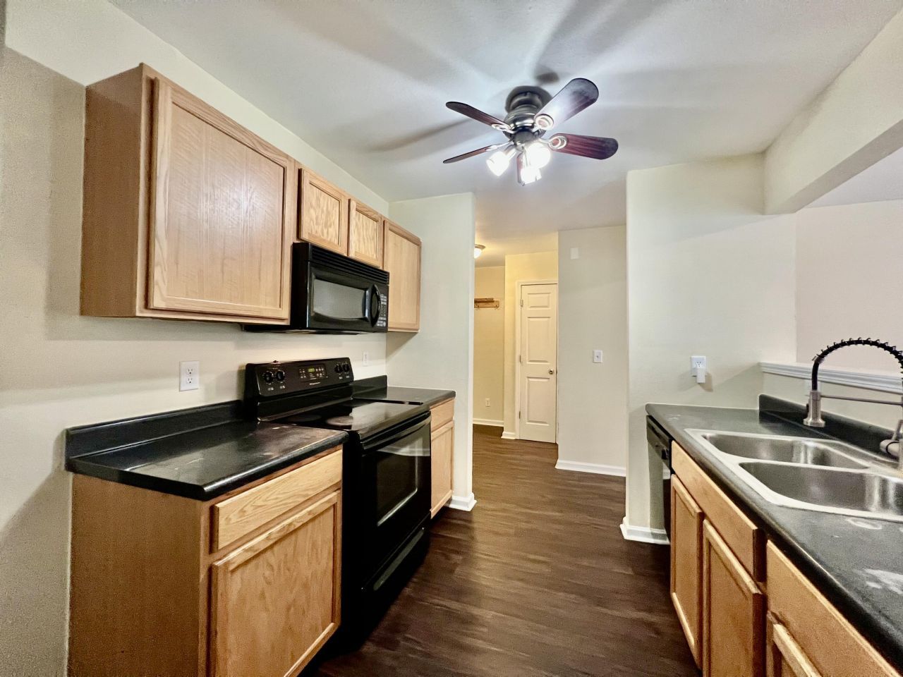 1102 Margle Way Photo 11