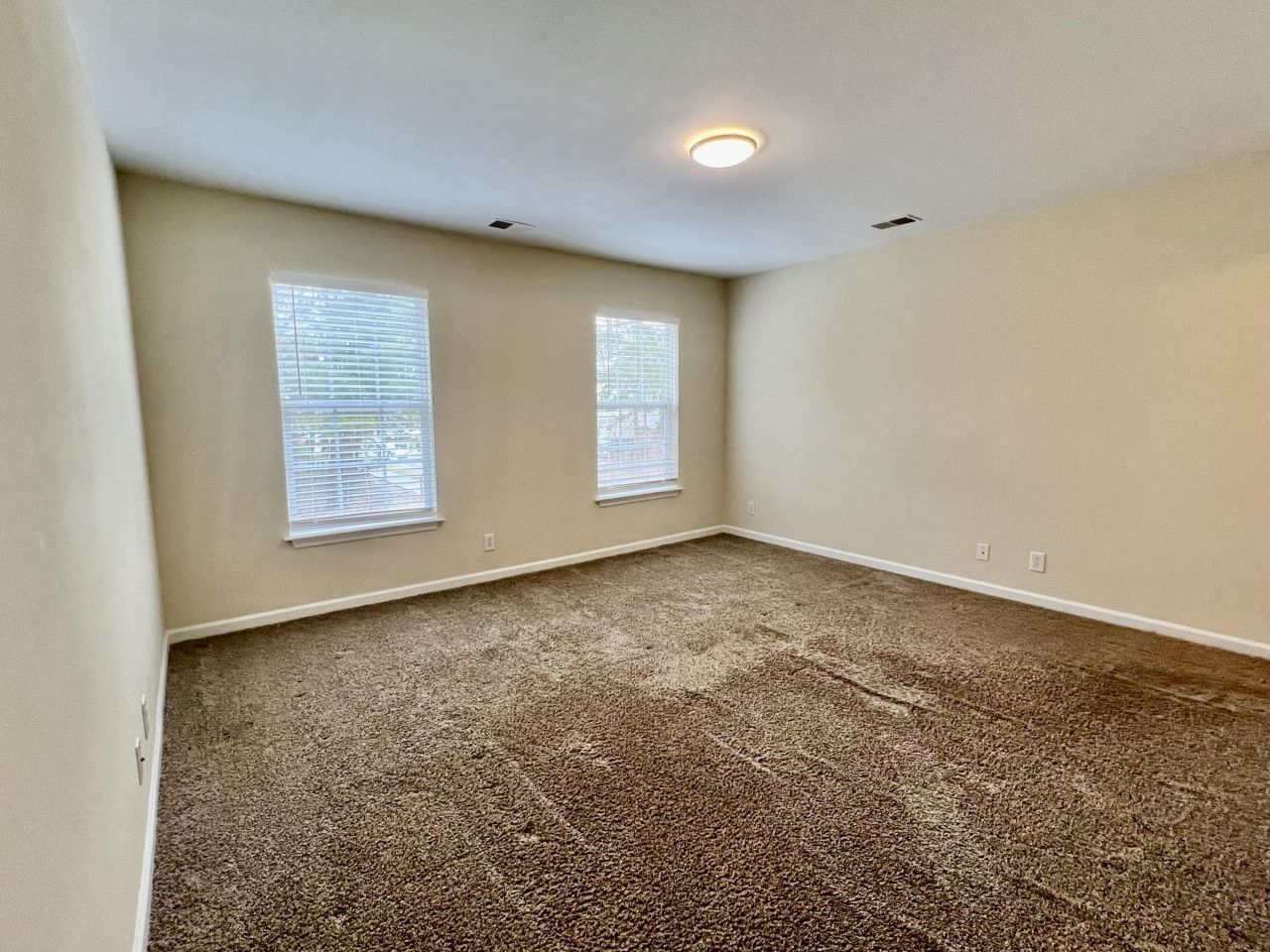 1102 Margle Way Photo 15