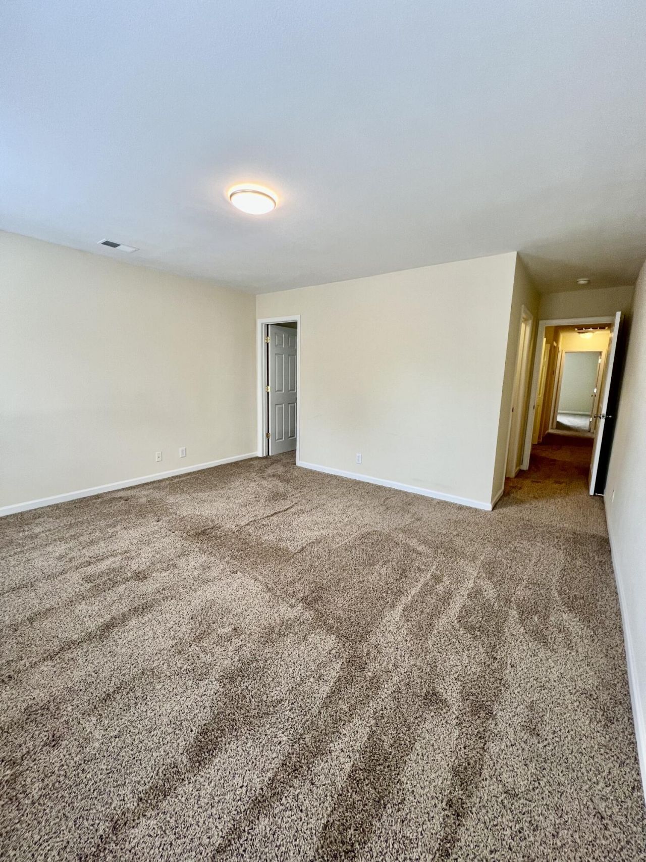 1102 Margle Way Photo 21