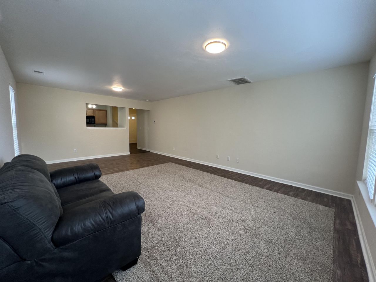 1102 Margle Way Photo 8