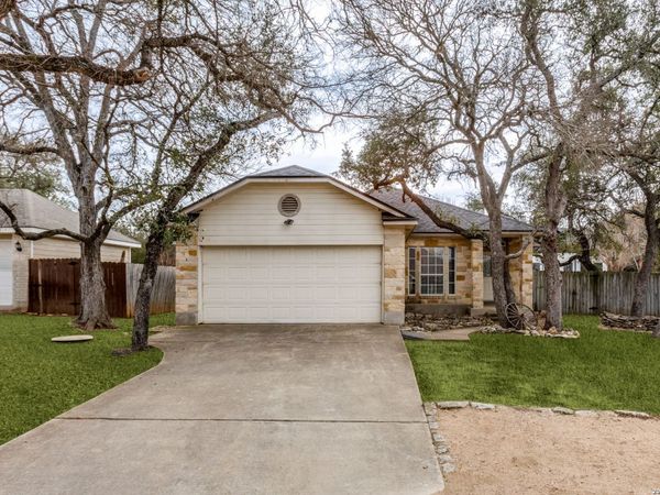 5 dogwood, Wimberley, TX 78676