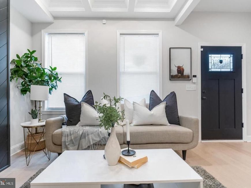 3710 Oakmont Avenue, Baltimore, MD 21215 Main Photo