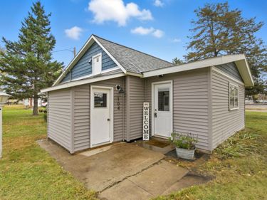 104 W Centre Street, Royalton, MN 56373