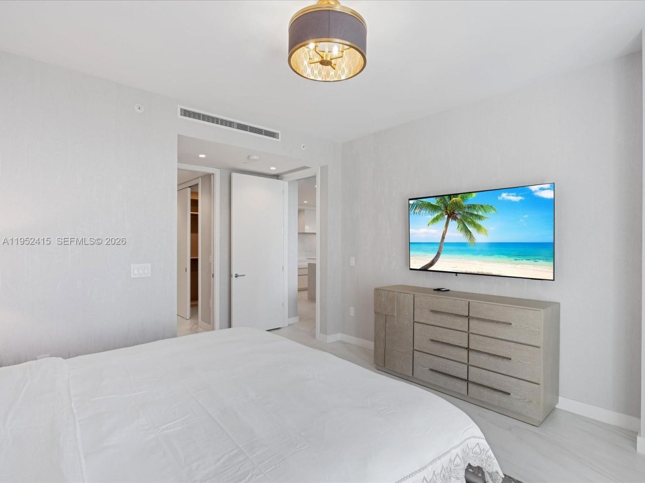 220 SE Mizner Boulevard, Unit 506, Boca Raton, FL 33432 Photo