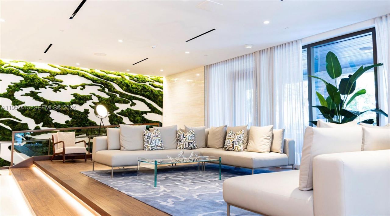 220 SE Mizner Boulevard, Unit 506, Boca Raton, FL 33432 Photo