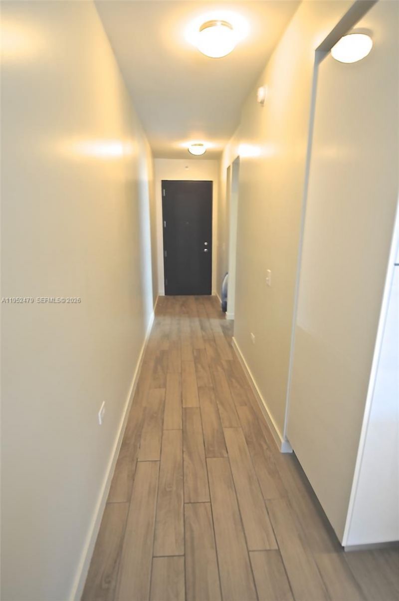 999 SW 1st Ave, Unit 2802, Miami, FL 33130 Photo