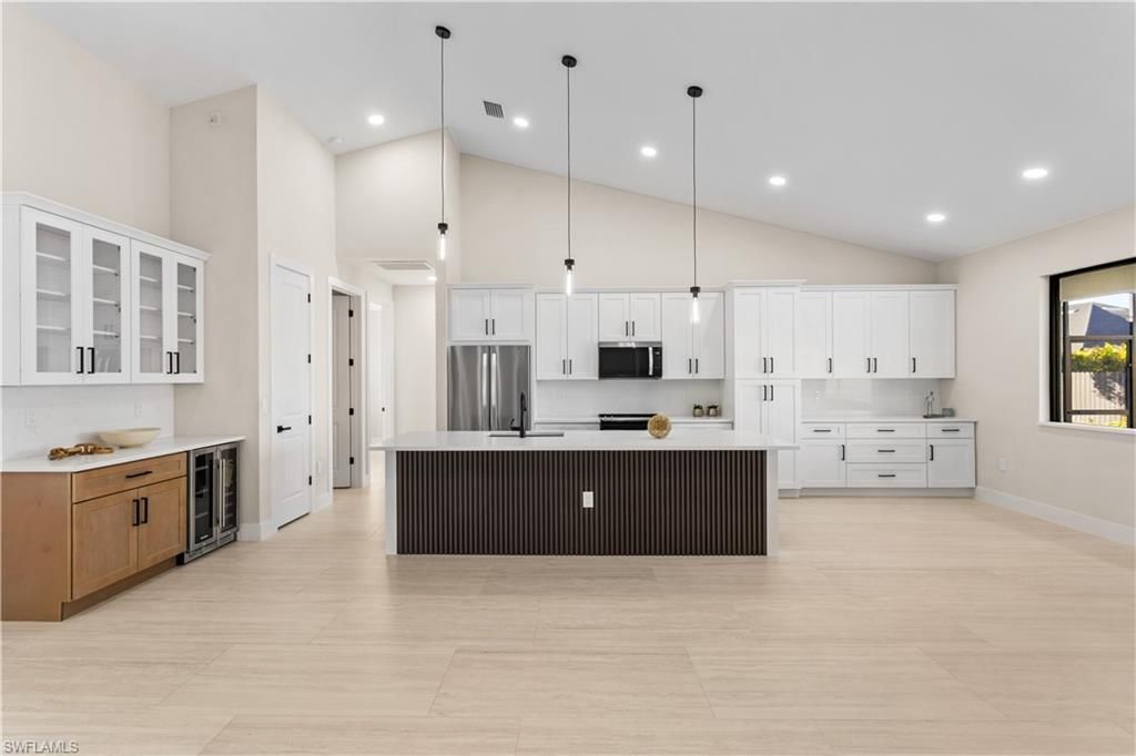 1711 SW 3rd St, Cape Coral, FL 33991 Photo