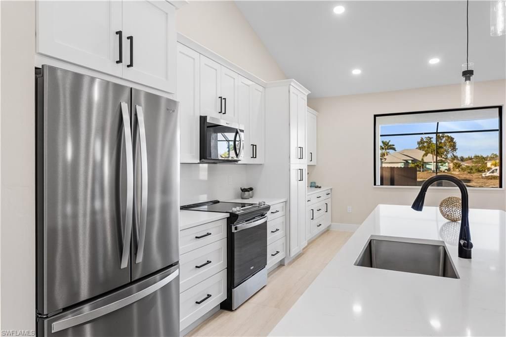 1711 SW 3rd St, Cape Coral, FL 33991 Photo