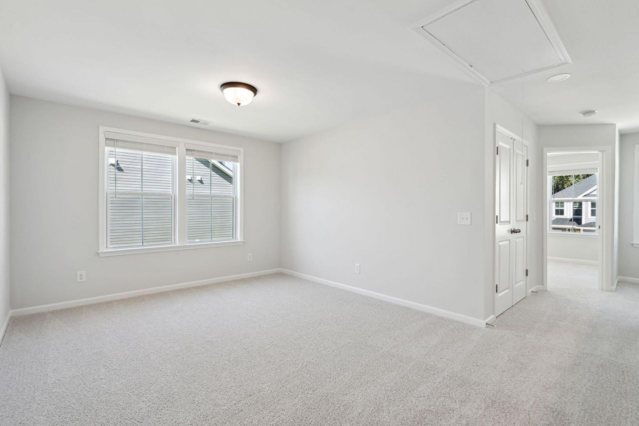 725 Alma Square Drive Photo 30