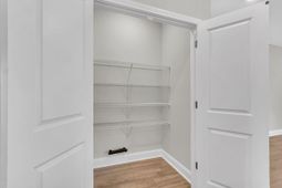 725 Alma Square Drive photo 4