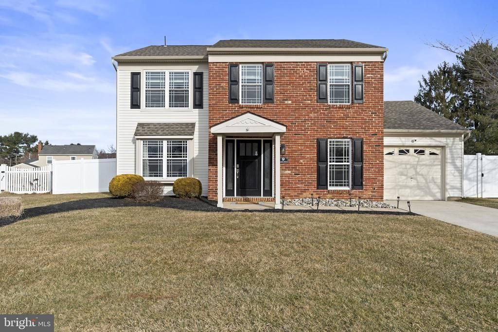 9 Crater Drive, Sewell, NJ 08080 Main Photo